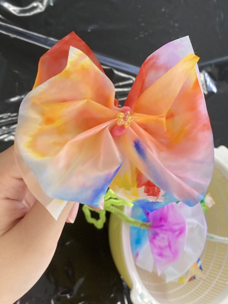 ?カラフルなお花を作りました?
