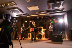 好きなバンドをプロデュース