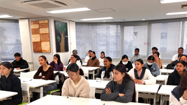 入学直後からスタート！留学生キャリアガイダンス